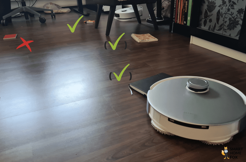 Das Ergebnis des ECOVACS DEEBOT T20 OMNI bei Hinderniserkennungstest von sehr flachen Objekten ist zu sehen.